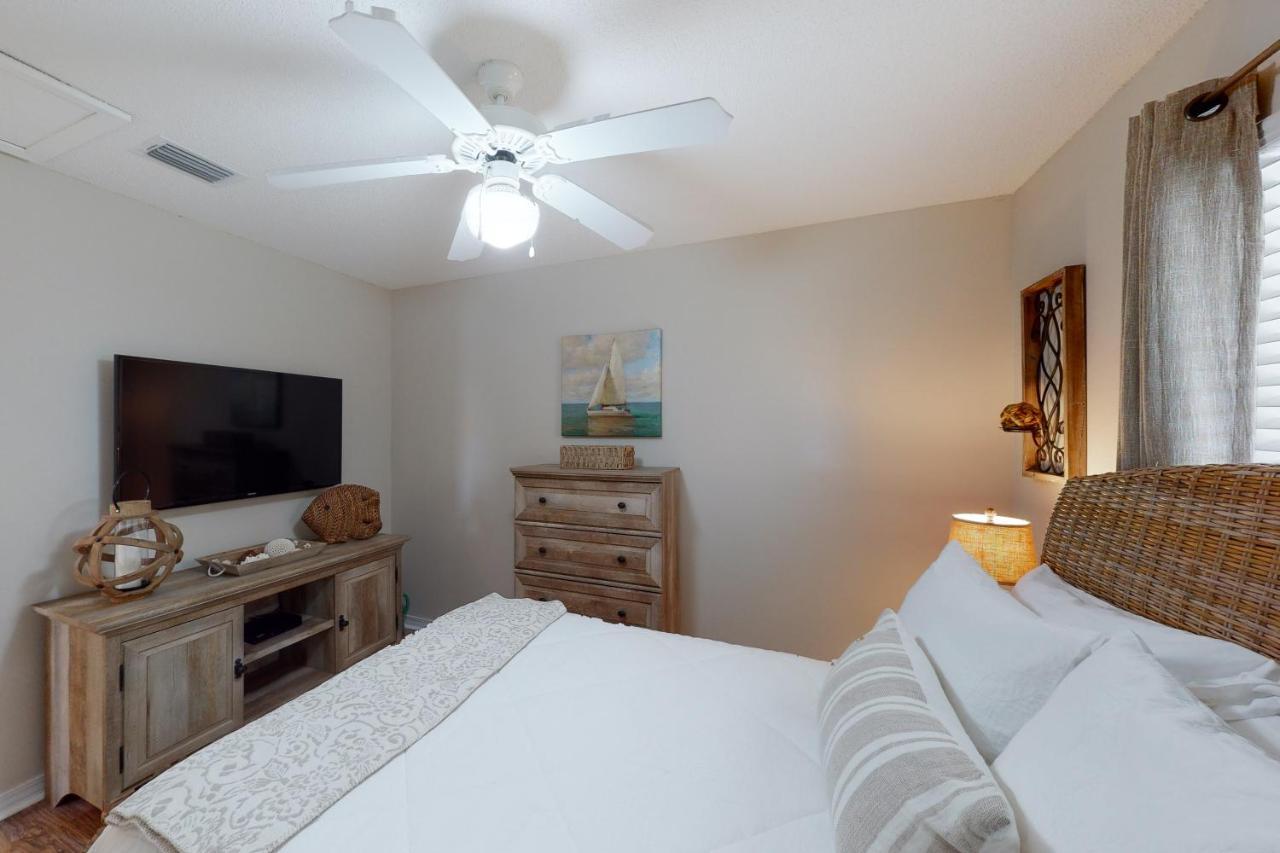 Gulf Island Condos II ナバー エクステリア 写真