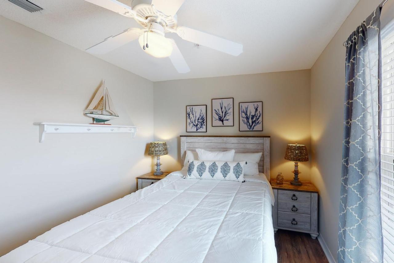 Gulf Island Condos II ナバー エクステリア 写真