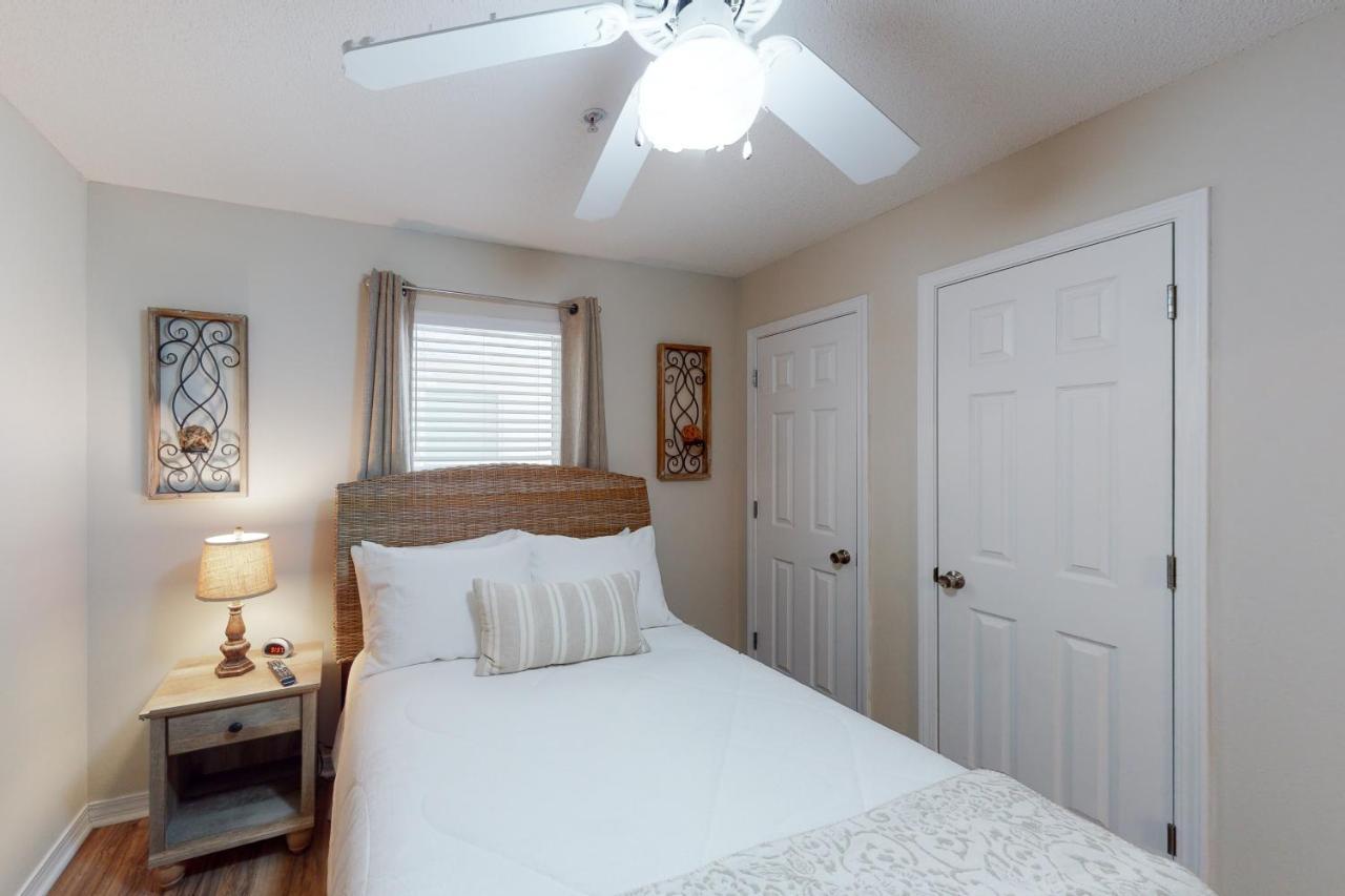 Gulf Island Condos II ナバー エクステリア 写真