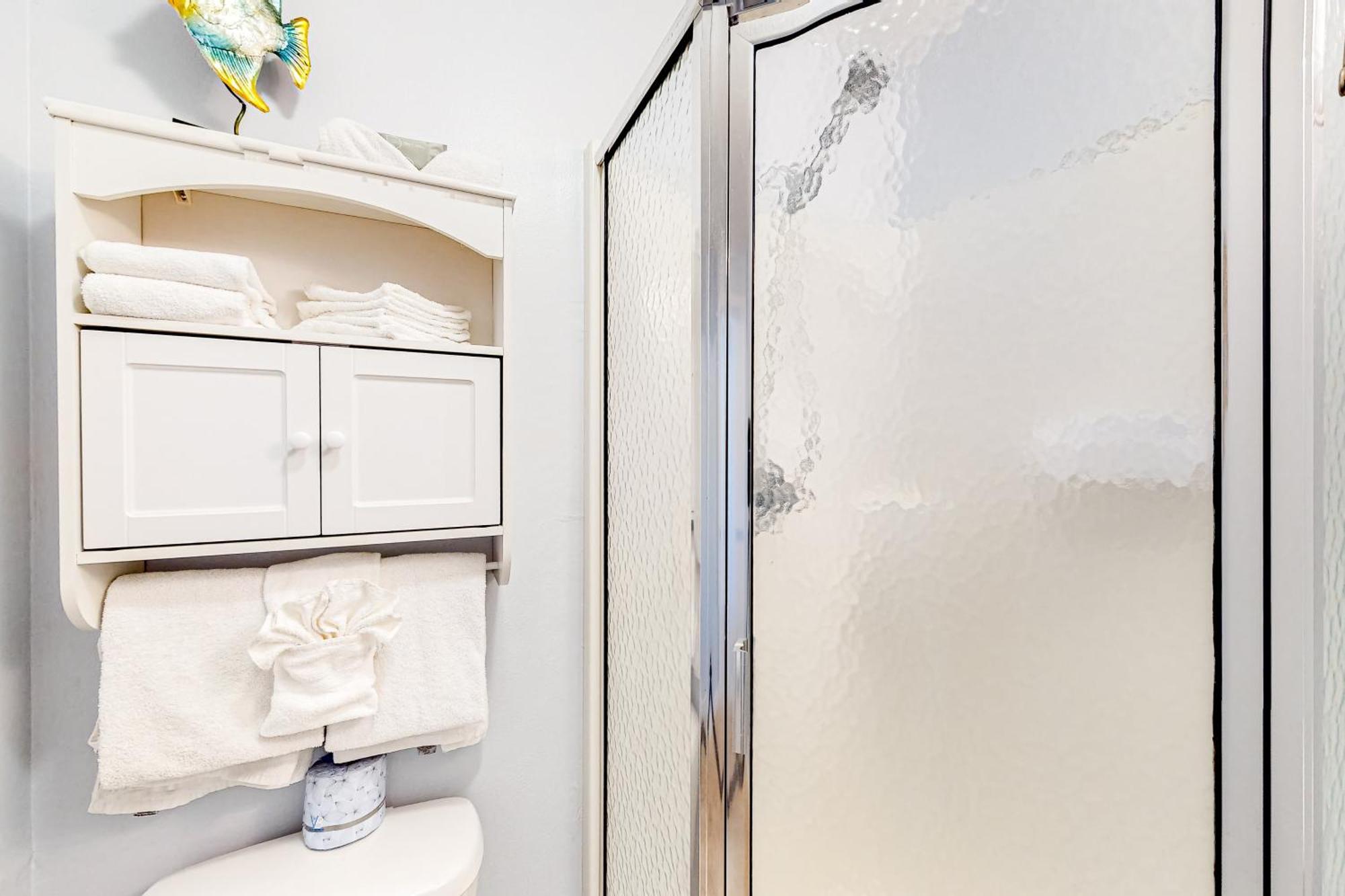 Gulf Island Condos II ナバー 部屋 写真