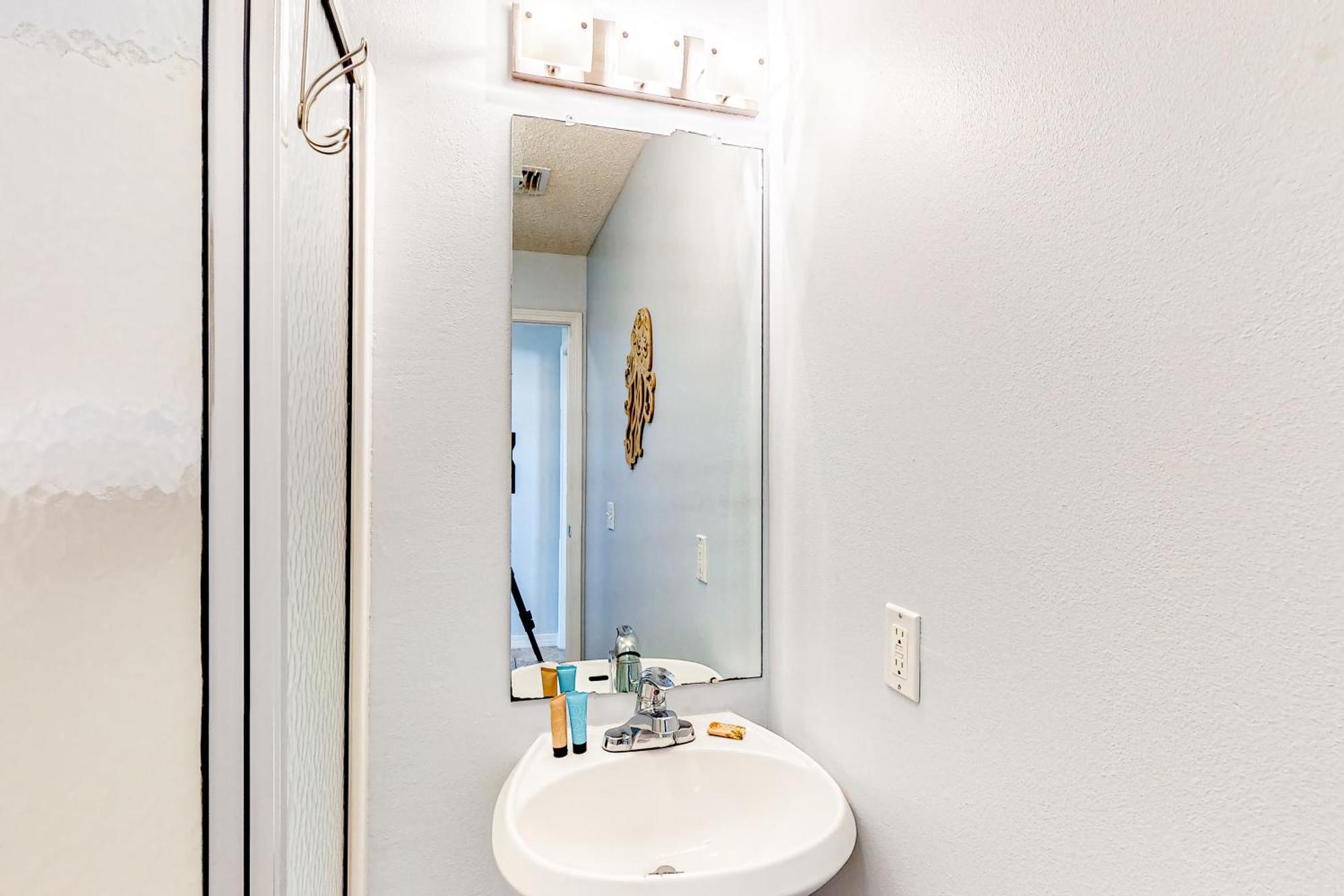 Gulf Island Condos II ナバー 部屋 写真