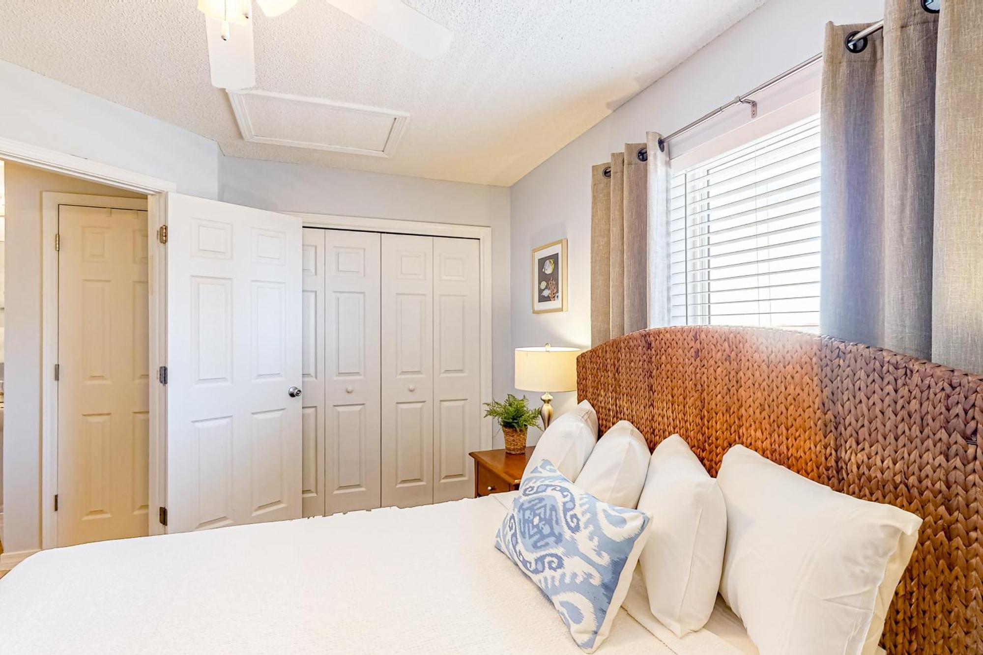 Gulf Island Condos II ナバー 部屋 写真